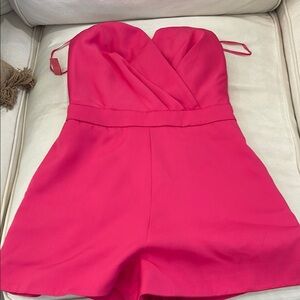 DO+BE Pink Romper Size Small